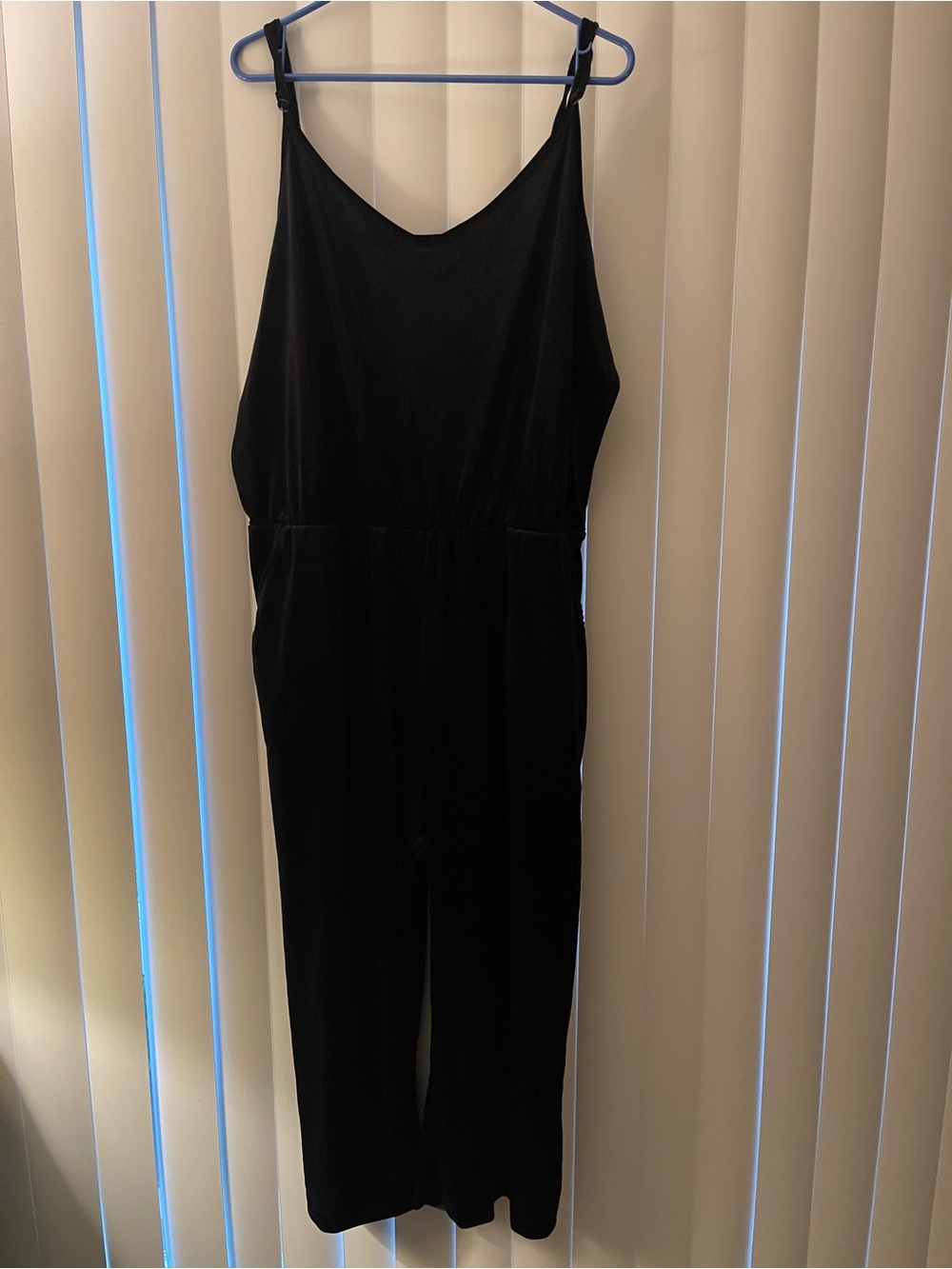 Old Navy Velour Black Women's Sleeveless Jumpsuit—XL